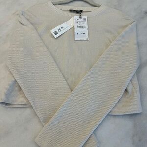Zara Ivory cropped sweater NWT Size Small